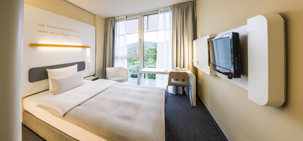 Lufthansa Seeheim - More Than A Conference Hotel Kamer foto